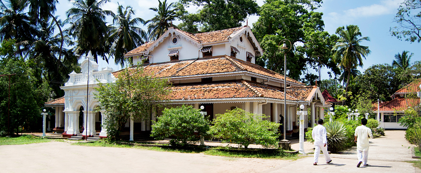 Isipathanaramaya Buddhist Temple